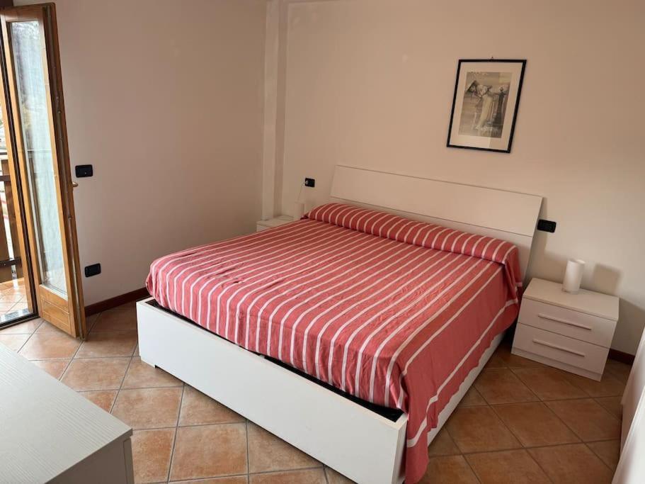 Suite Panoramica Casa Vacanza Di Alex G Oltre il Colle Exterior photo